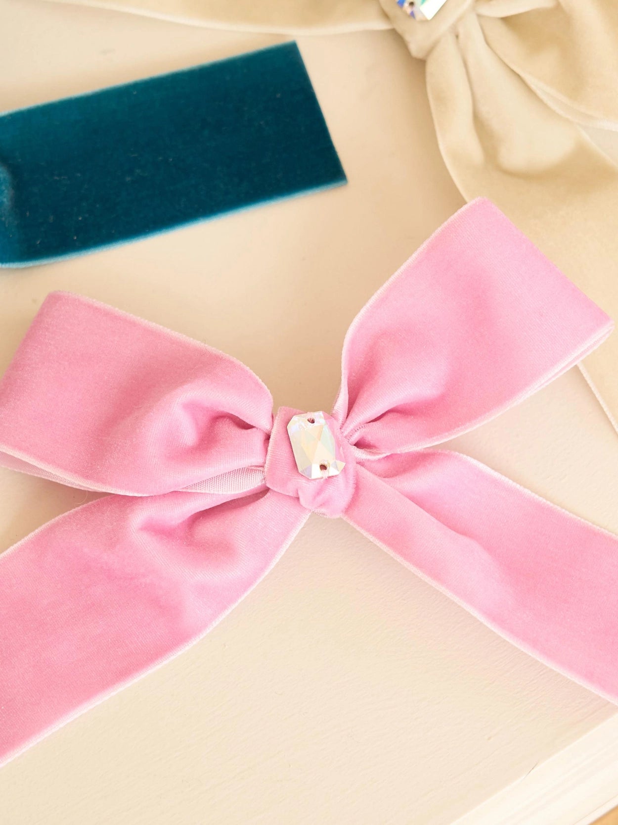 Soft Hug Brooch 全3色