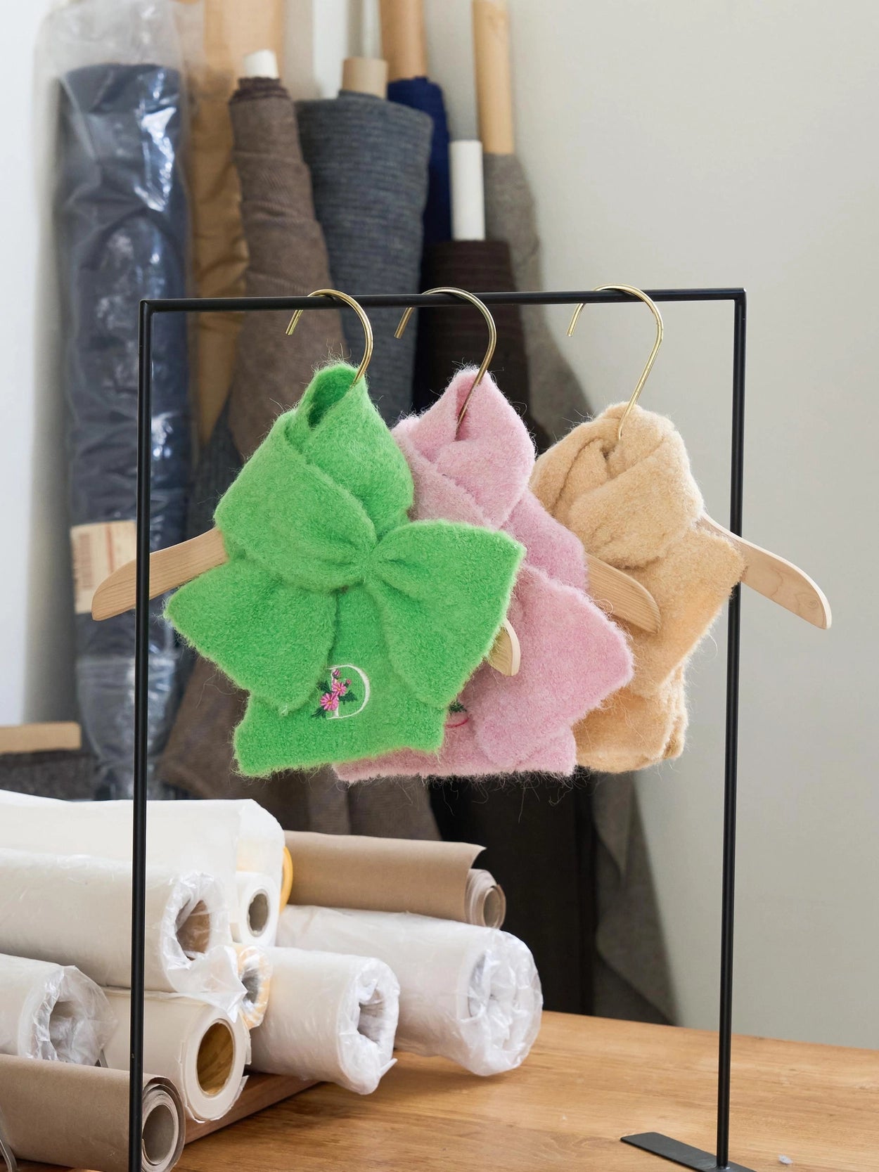 即納 Butterfly Knit Cape アップルグリーン
