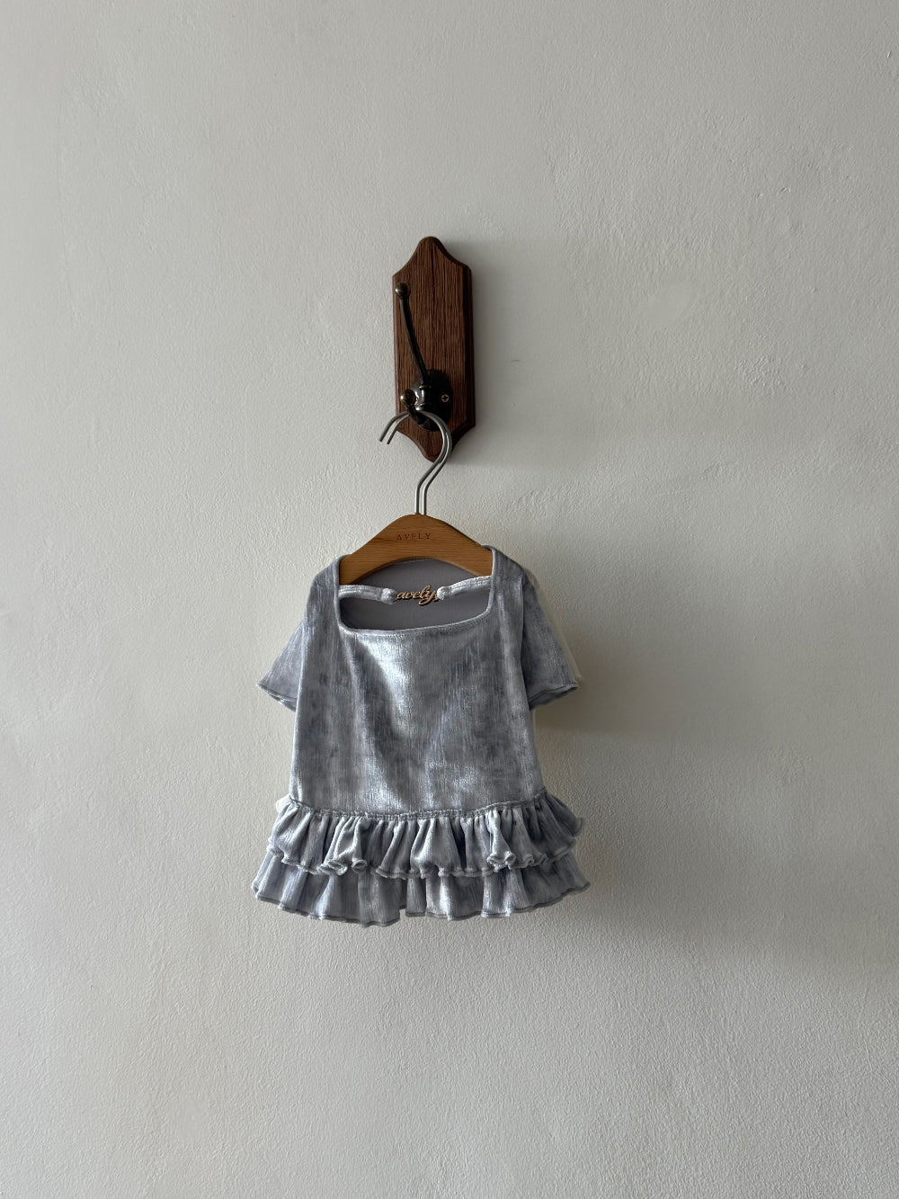 Velvet Ruffle Top 全3色