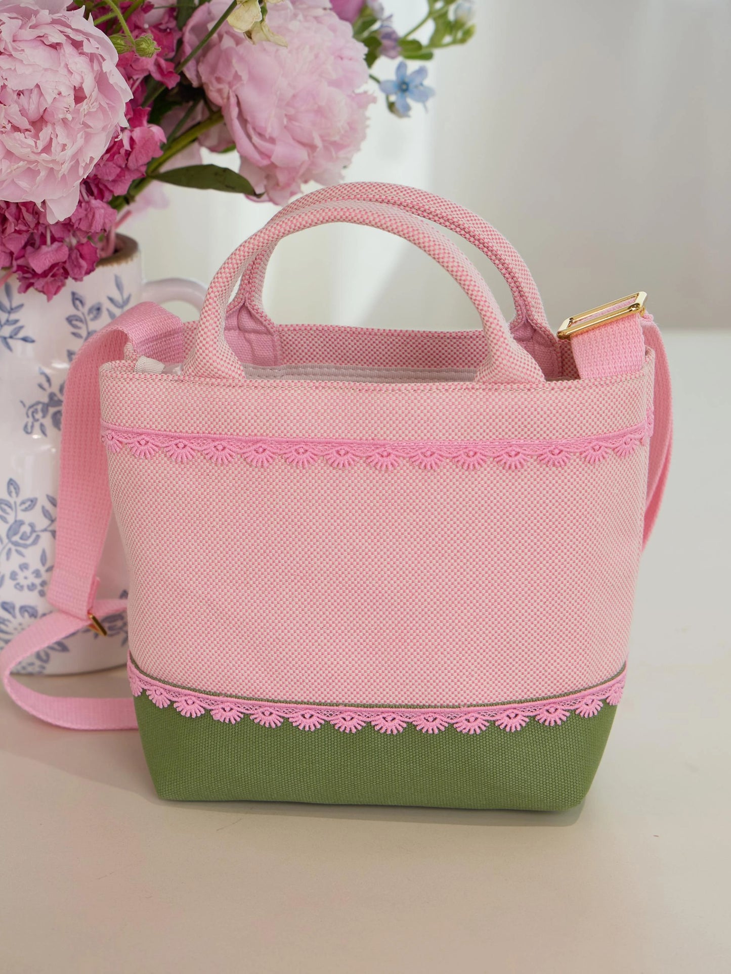 【7/9(木) 20:00 OPEN】Petit Madeleine Walking Bag 全3色