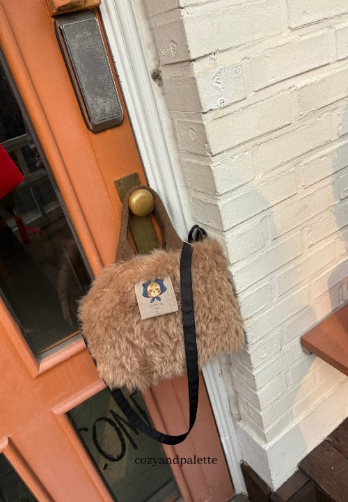 Cheeselet Walk Bag  Winter Fur