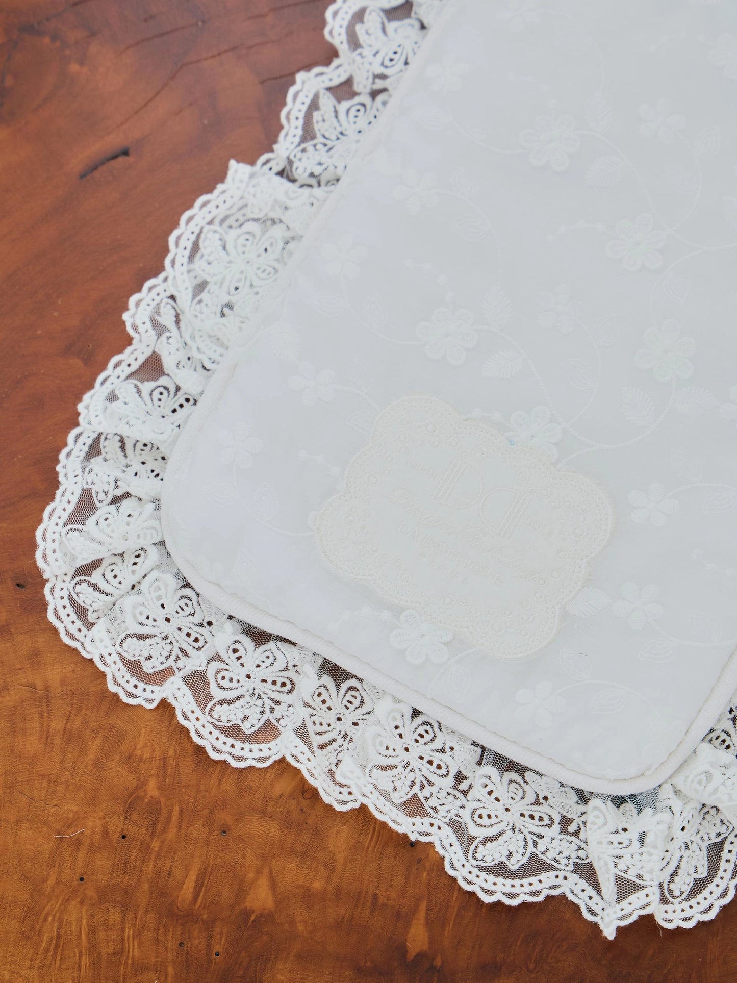 Lace de Blanc Mat 全3色